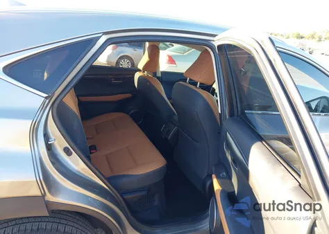 2021 Lexus Nx 300 z USA, uszkodzony, nr VIN JTJDARBZ1M2190039